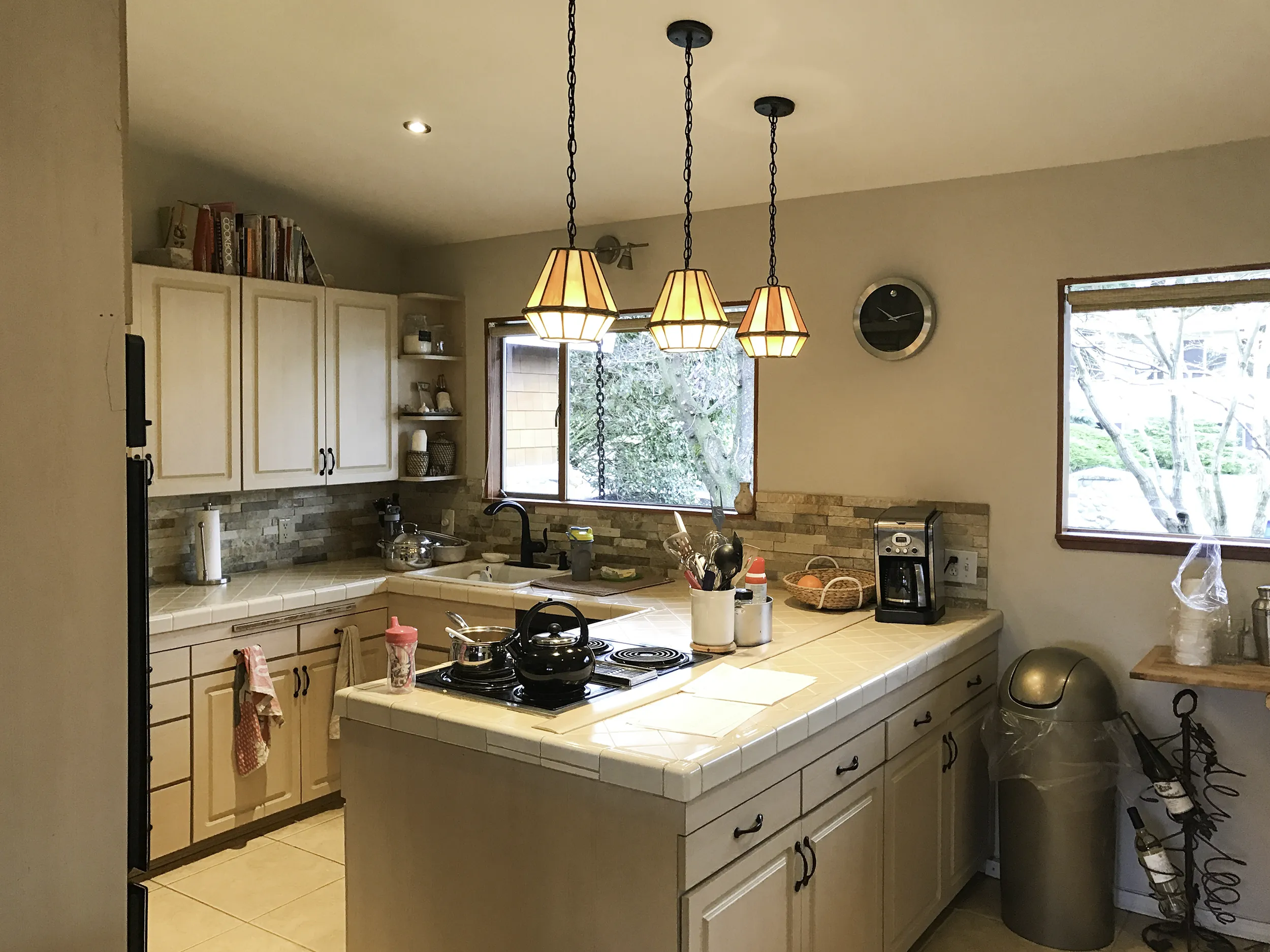 Normandy Park kitchen before remodel